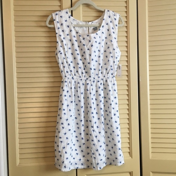 Old Navy Dresses & Skirts - Old Navy White Summer Cotton Dress Blue Flowers